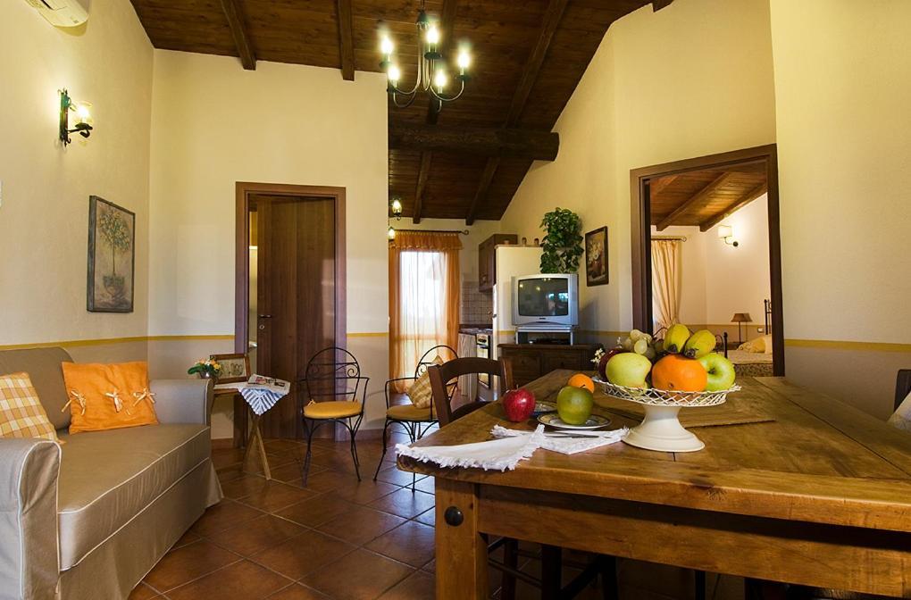Agriturismo Poggio Di Maremma Pescia Romana Buitenkant foto